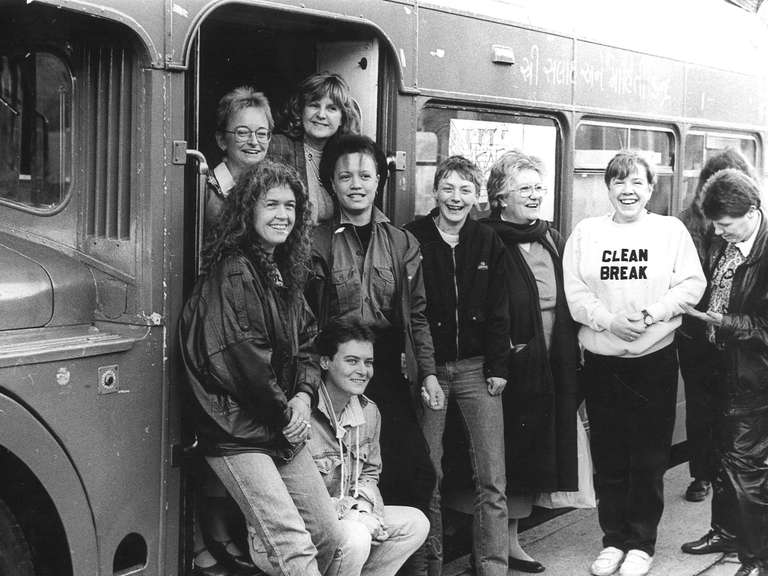 Clean Break Theatre Company with the Mayor of Camden outside HMP Holloway, 1986